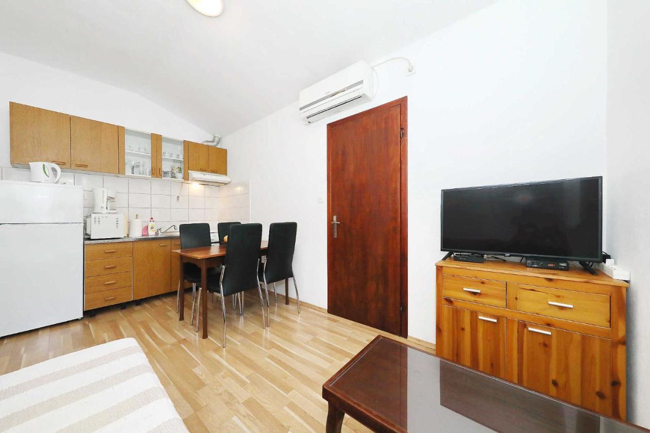 House "Park" Villa Zára Kültér fotó